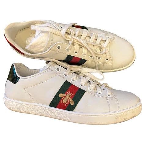 gucci bee schoenen|gucci leather trainers.